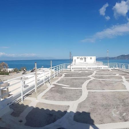 Cute&Quiet Studio Loutraki 外观 照片
