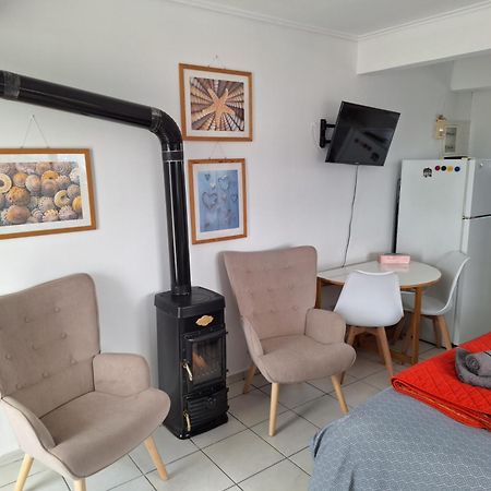 Cute&Quiet Studio Loutraki 外观 照片